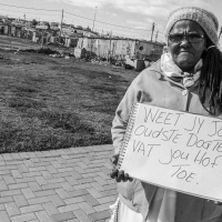 Weet Jy Jou Oudste Dogter Vat Jou Hof Toe