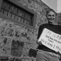 Life Is A Gift And Those Who Don't Travel Only Read 1 Page!